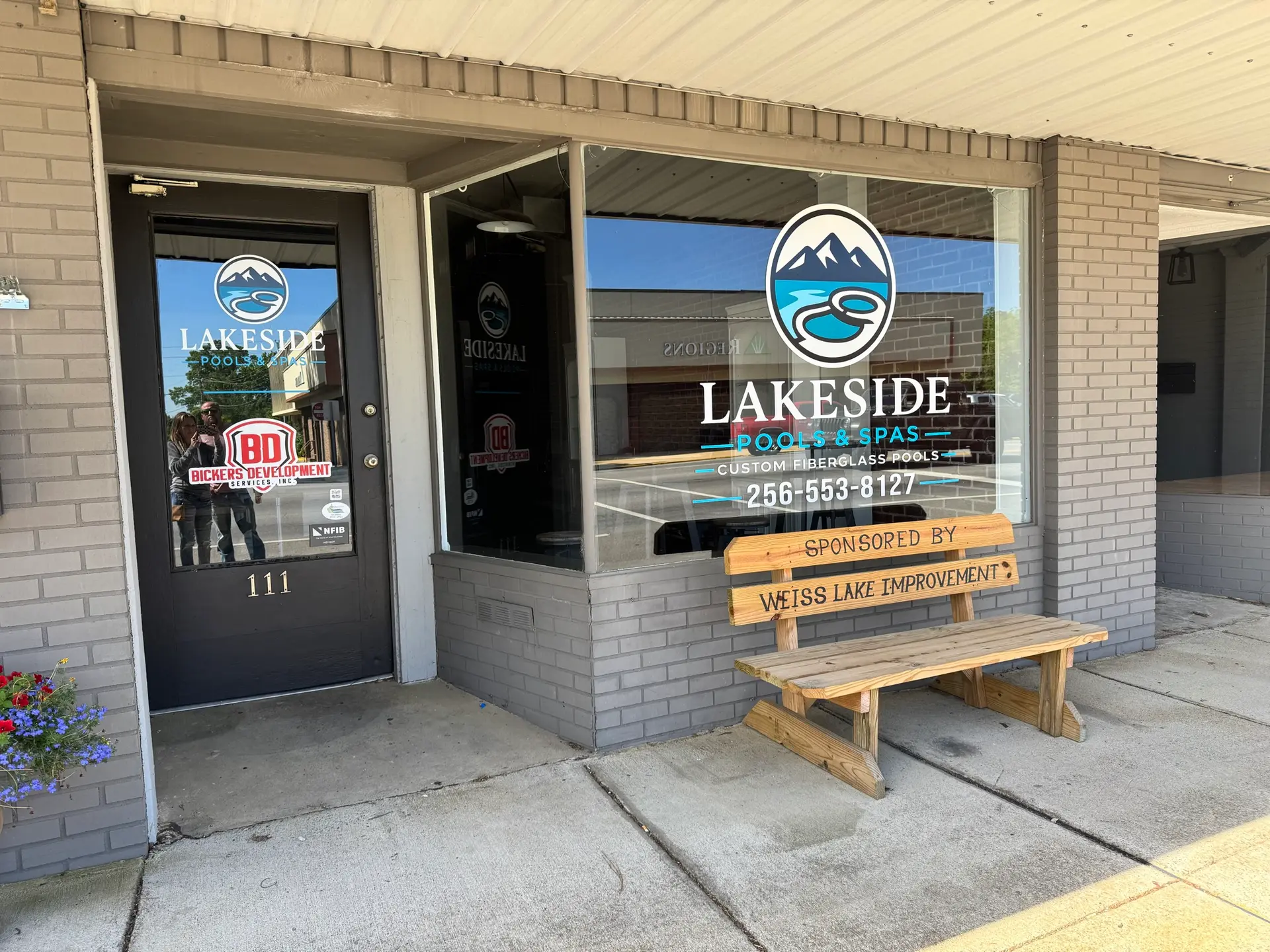 Lakeside Pools & Spas office in Centre, AL